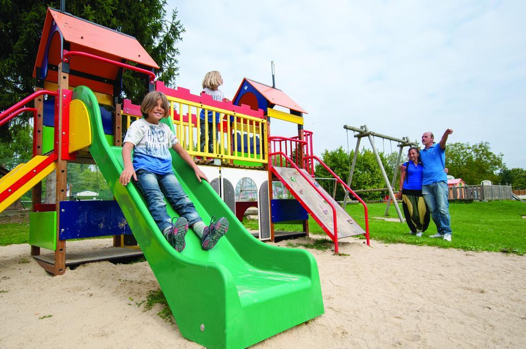 Camping Village Parisien Varreddes Ngoại thất bức ảnh